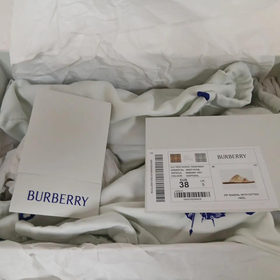 BURBERRY ZIP SANDAL WITH KITTEN HEEL – UK 5 (EU 38)
