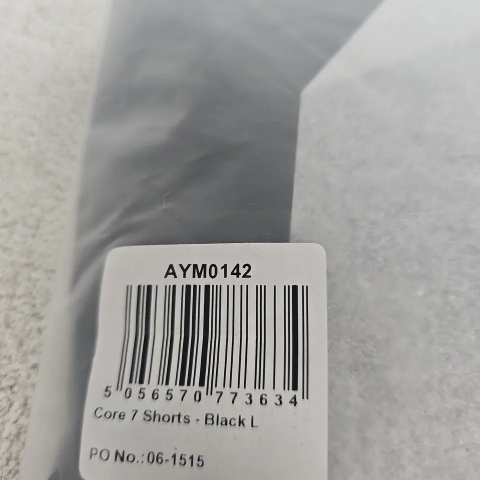 BAGGED AYBL CORE 7 SHORTS – BLACK, UK L