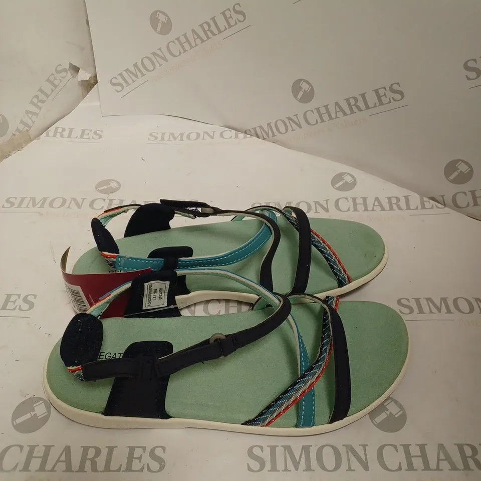 REGATTA LADY SANTA ROMA SANDALS SIZE 6