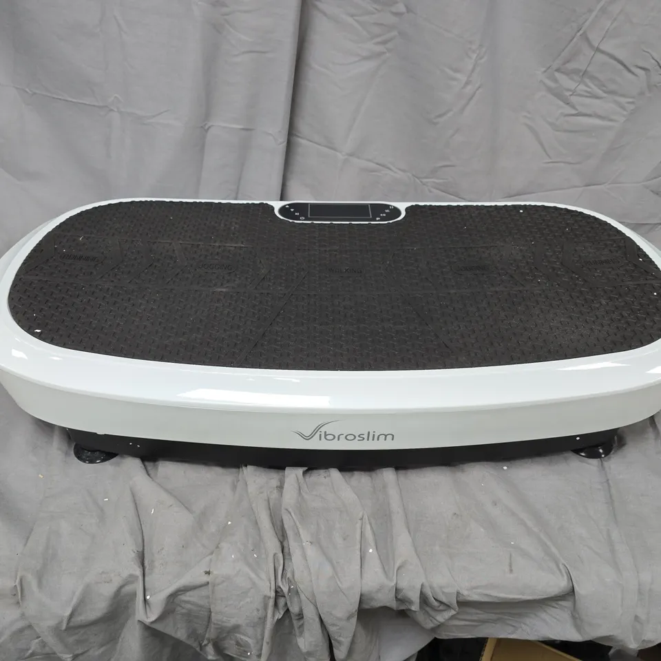 VIBROSLIM RADIAL 2019 VIBRATION PLATFORM – MODEL FP-VM-VSR-19-EU
