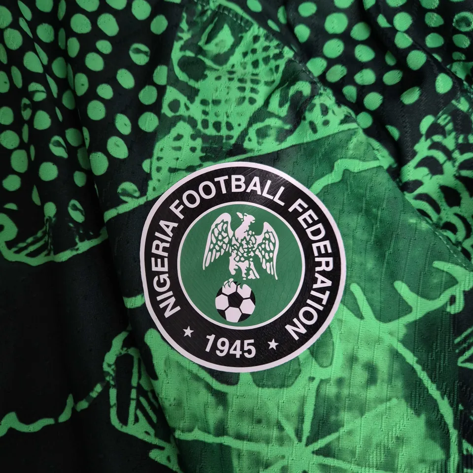 NIGERIA FOOTBALL FEDERATION NIKE DRI-FIT JERSEY – GREEN/BLACK, UK SMALL 