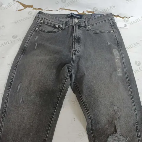 GAP DENIM STRETCH BLACK JEANS - 31R S