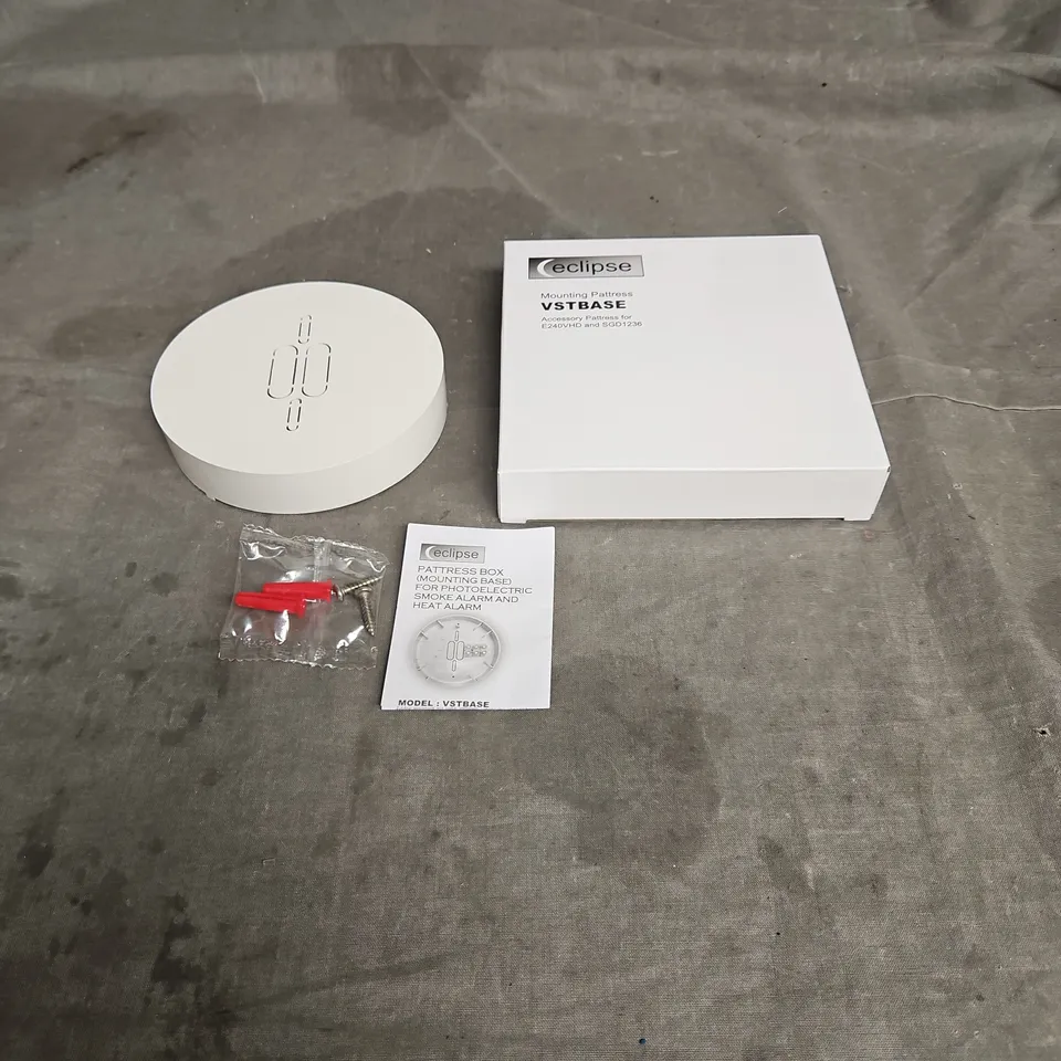 BOXED 100PCS ECLIPSE MOUNTING PATTRESS VSTBASE FOR PHOTOELECTRIC SMOKE AND HEAT ALARM