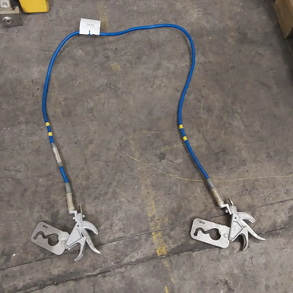 LOT OF 4 OHL 2M BLUE EARTH CABLES 