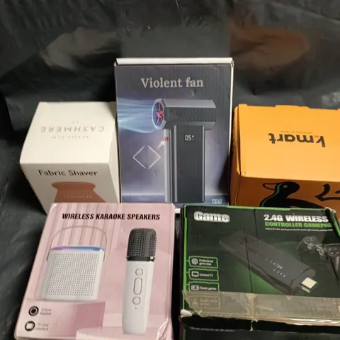 5 X ASSORTED ELECTRICAL PRODUCTS TO INCLUDE ELECTRIC AIR PUMP, FABRIC SHAVER, KARAOKE SPEAKER ETC 