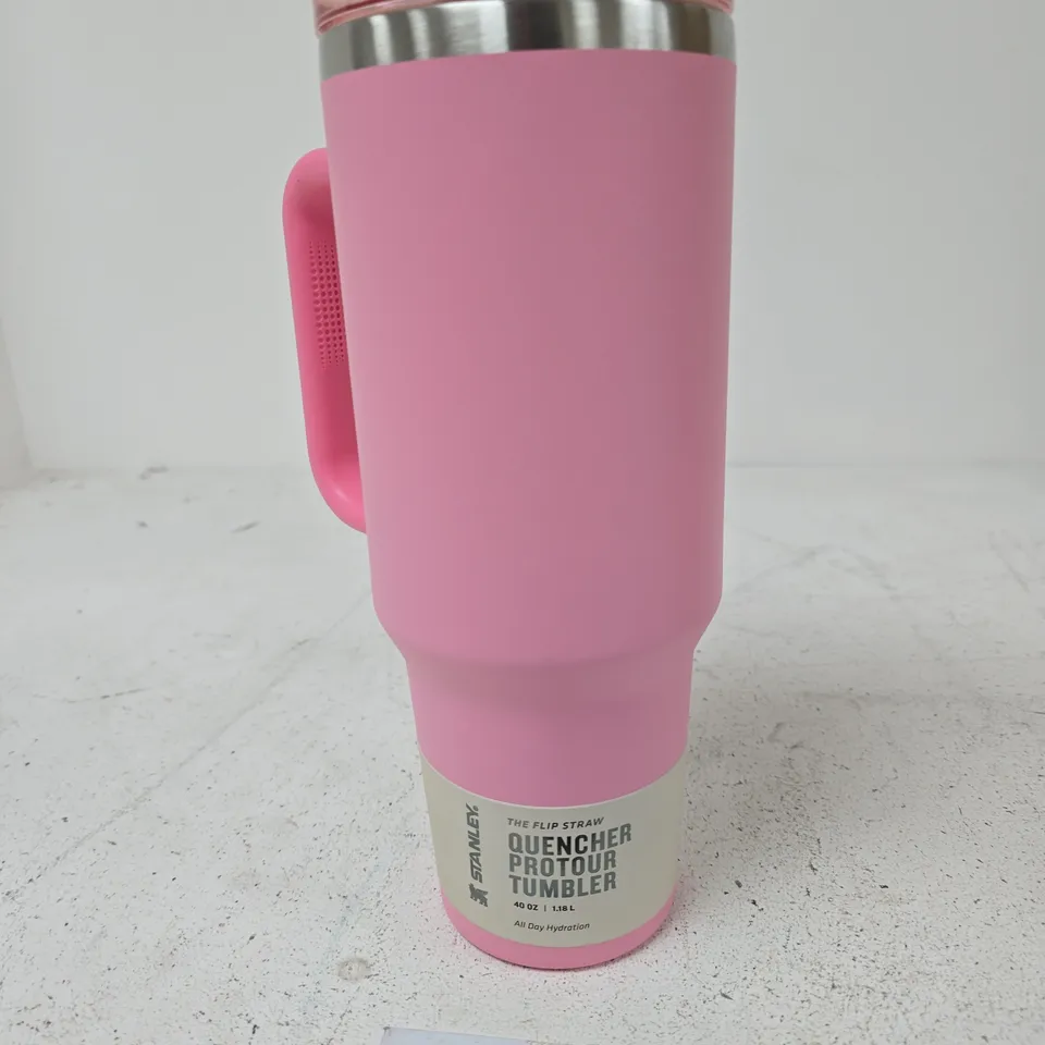 STANLEY QUENCHER PROTOUR FLIP STRAW TUMBLER 40 OZ (1.18 L) PINK