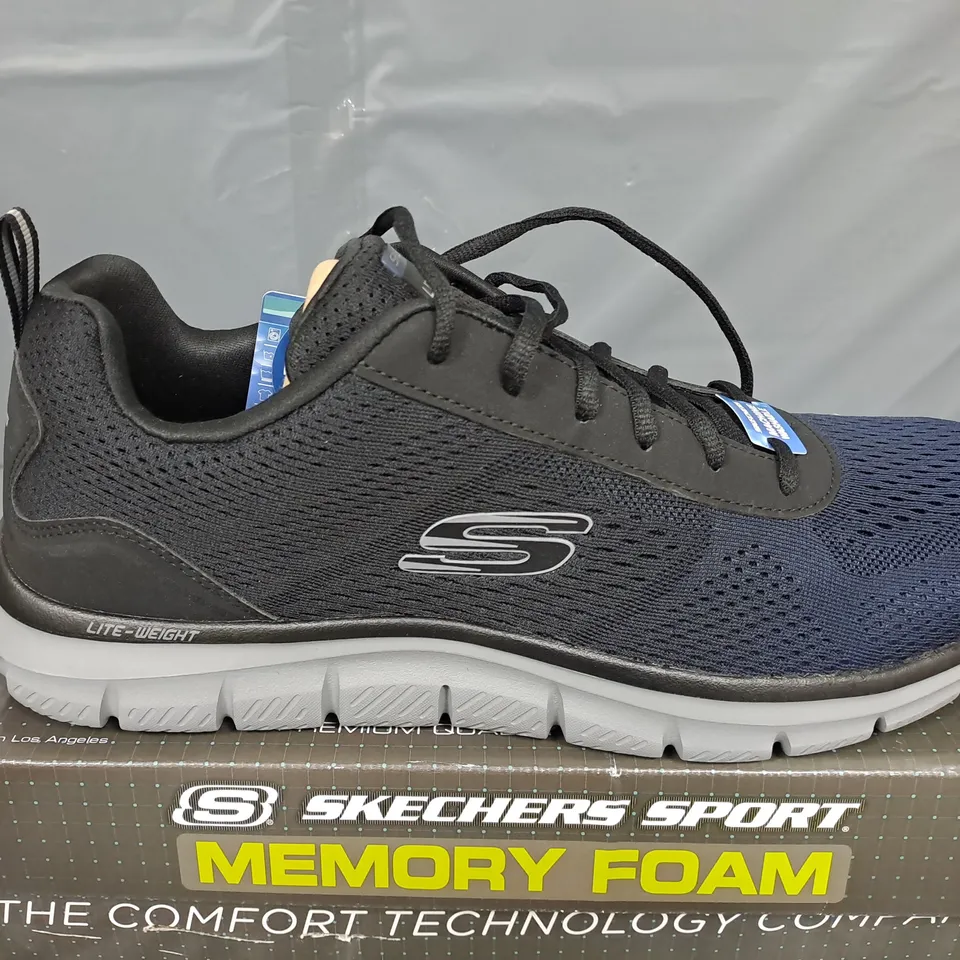 BOXED PAIR OF SKECHERS TRACK RIPKENT TRAINERS IN NAVY/BLACK - UK 13