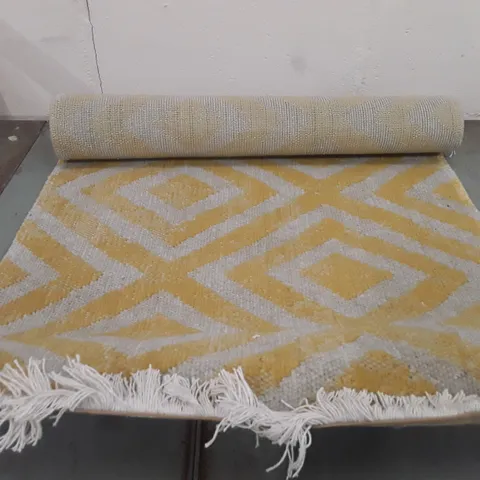 BRAND NEW PACO HOME VENEDIG TAUPE RUG 80 X 80CM