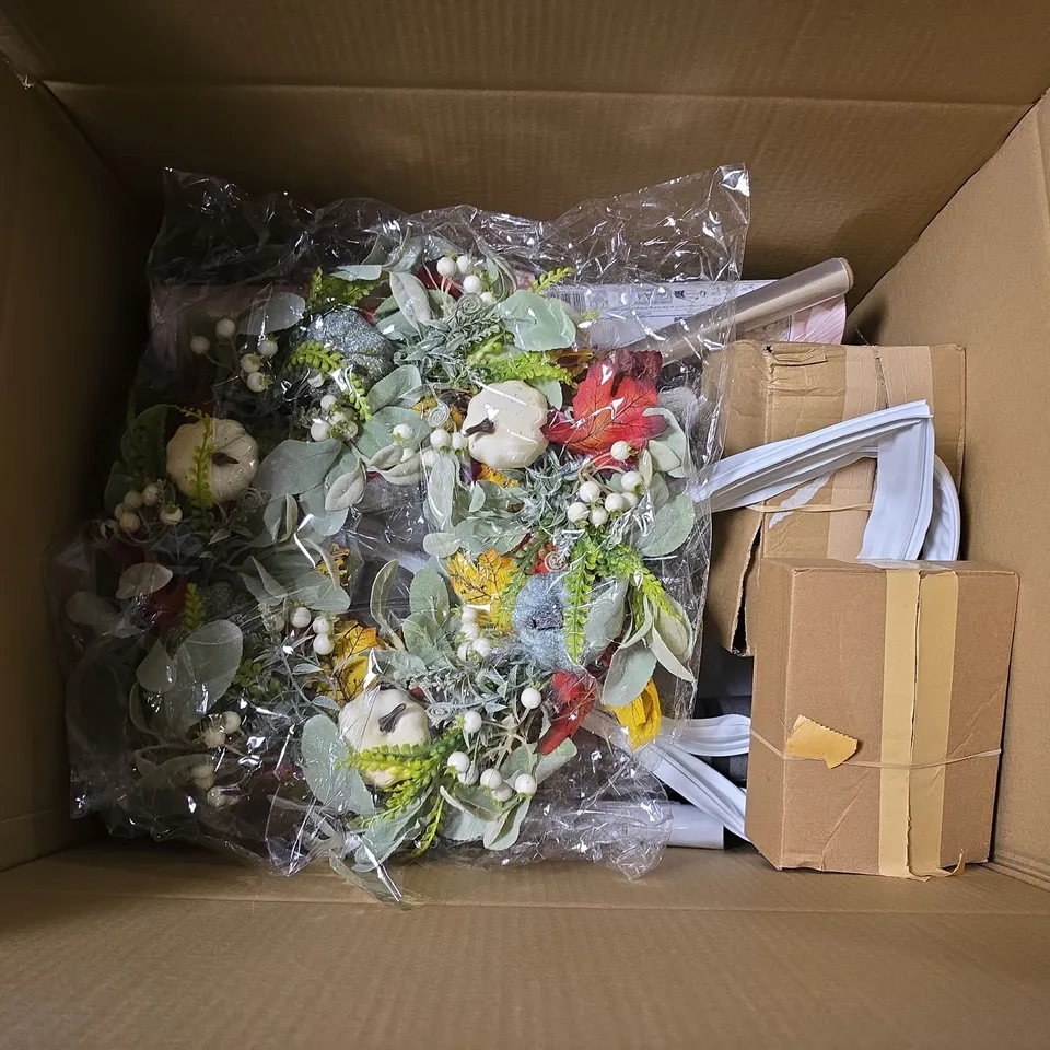 BOX OF APPROXIMATELY 15 ASSORTED HOUSEHOLD ITEMS TO INCLUDE PILLOWCASES, YARNS OF WOOL AND SAFETY HAT