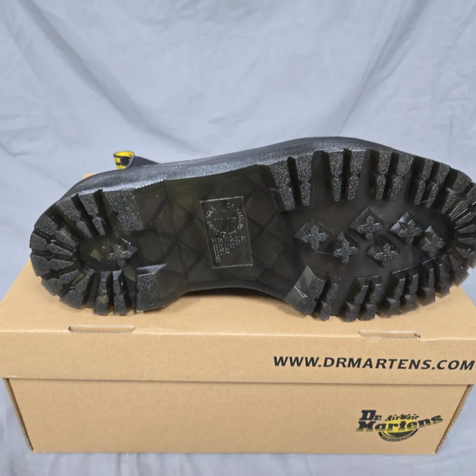 DR. MARTENS AIRWAIR BLACK LEATHER BOOTS WITH ZIP & LACES, 8-EYE, YELLOW STITCHING. UK SIZE 5.5