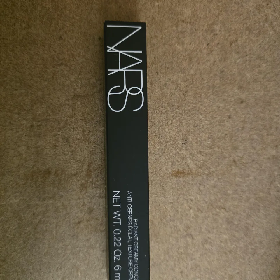 NARS RADIANT CREAMY CONCEALER – LIGHT 2.5 (CREME BRULEE)