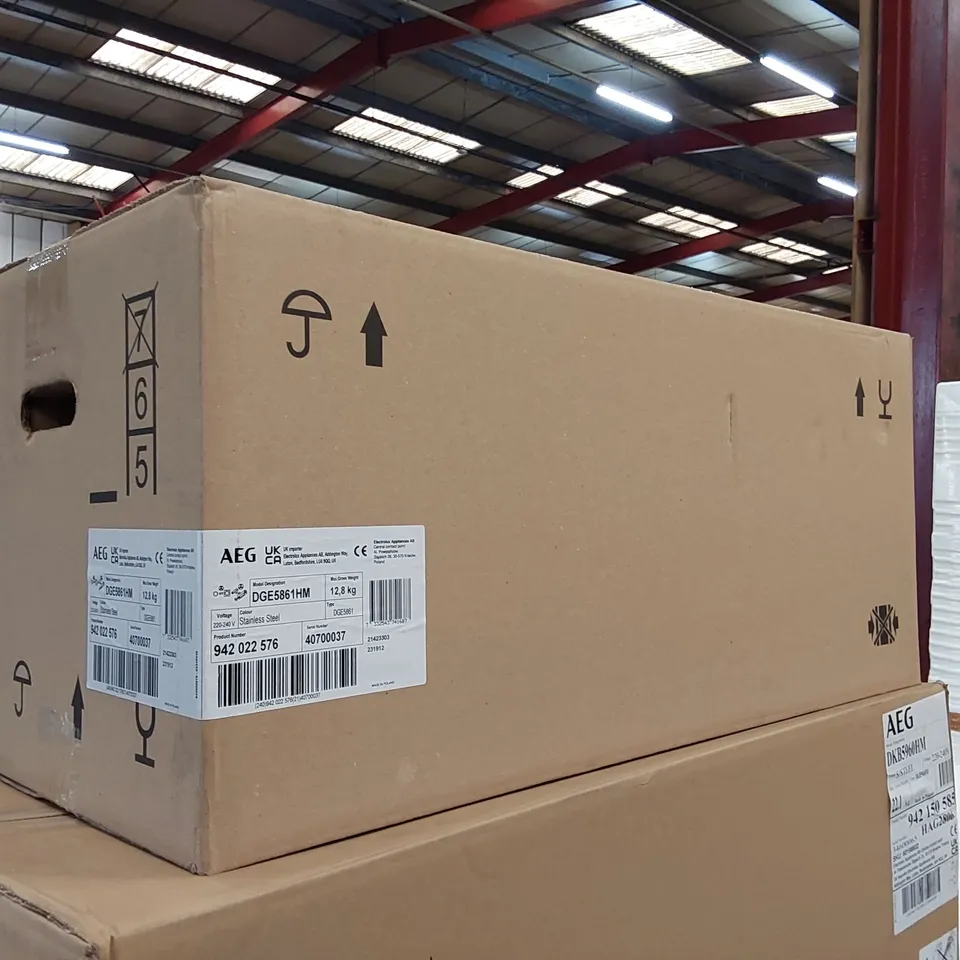 AEG COOKER HOOD STAINLESS STEEL Model DGE5861HM RRP £467