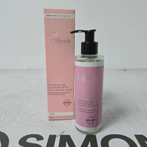 SKINCHEMISTS LONDON FOAMING GEL CLEANSER WITH HYALURONIC ACID – 200 ML