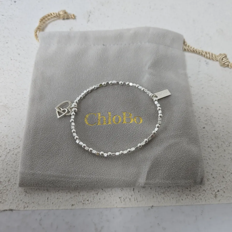 CHLOBO SILVER BEADED BRACELET WITH HEART CHARM - BOXED