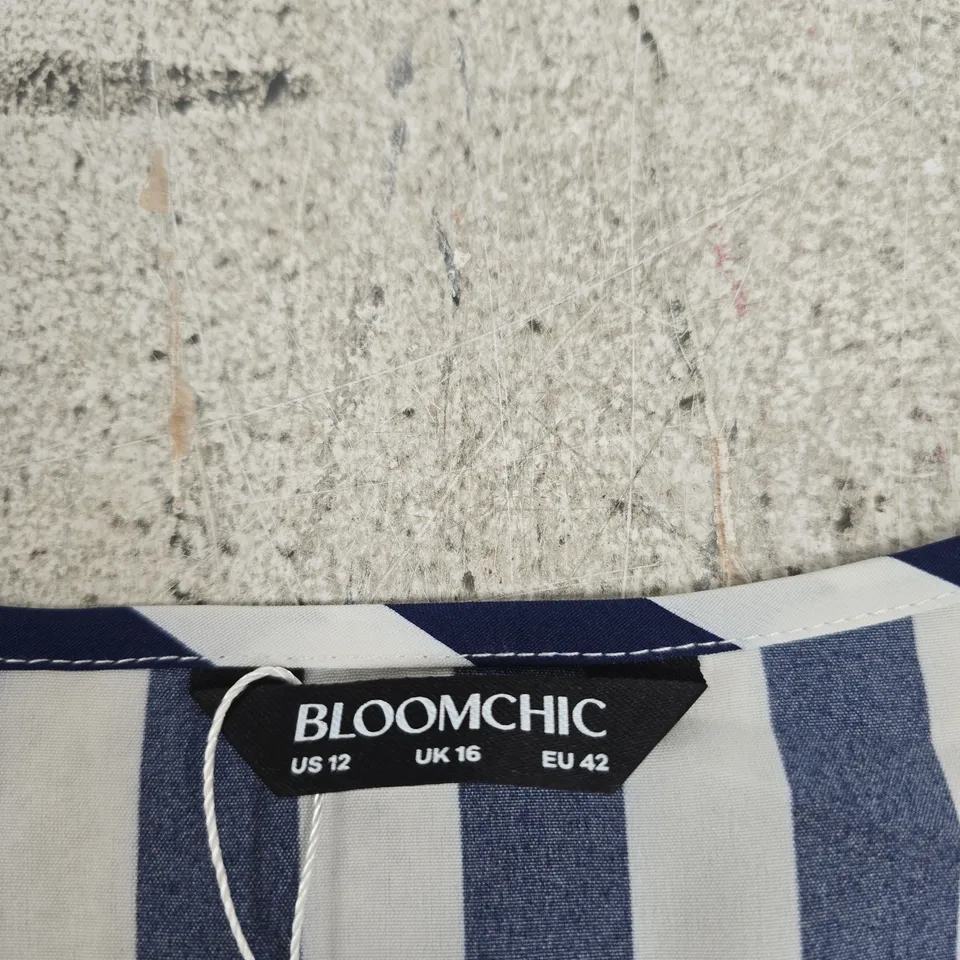 BLOOM CHIC STRIPED DRESS – UK 16 (US 12, EU 42)
