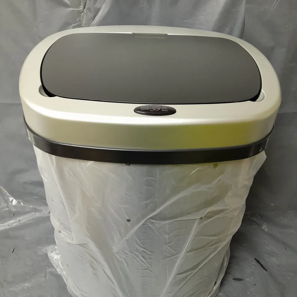 AUTO SENSOR BIN IN SILER COLOUR - COLLECTION ONLY