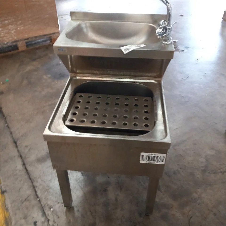 MECHLINE BASIX BSXJTS700 JANITORIAL SINK WITH MONOBLOC TAP