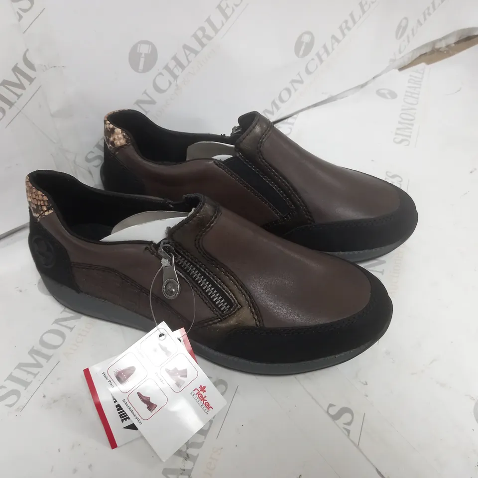 BOXED RIEKER ANTISTRESSTRAINER TRAINER ZIP BROWN SIZE 4
