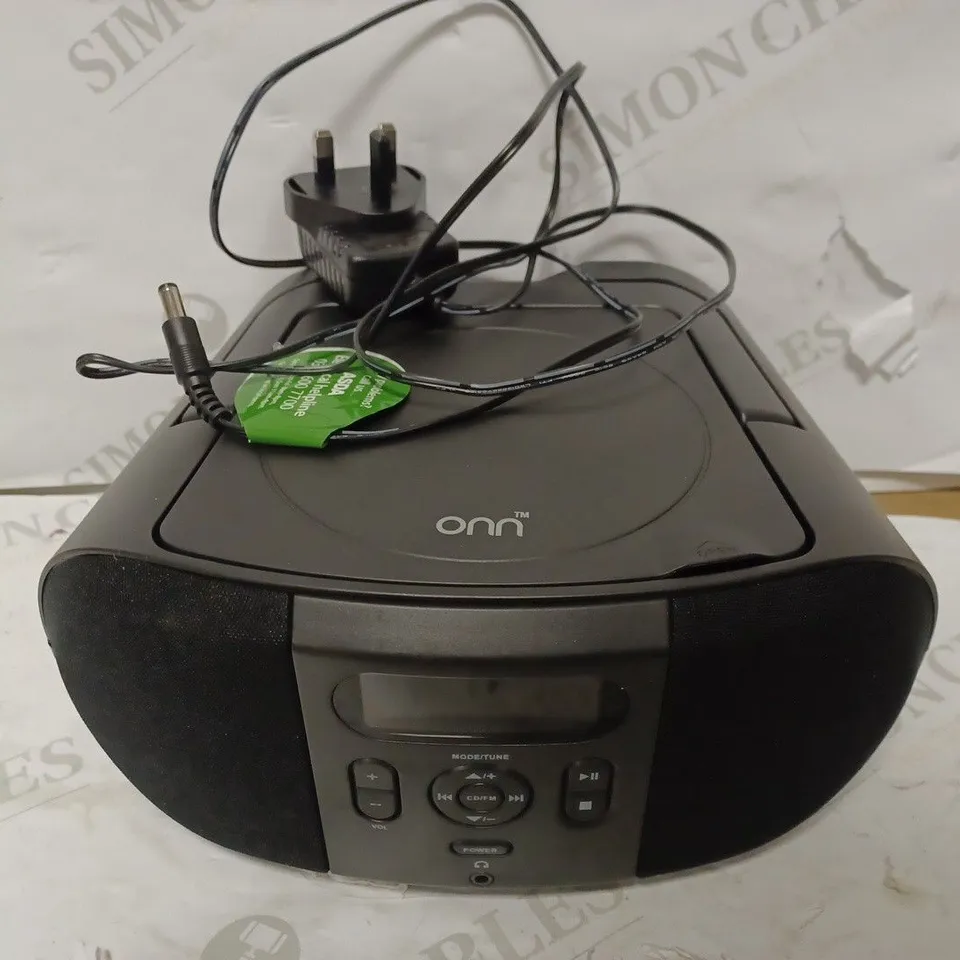 ONN CD BOOMBOX - BLACK