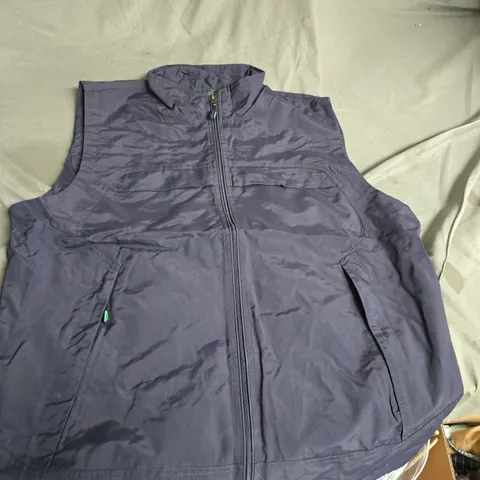 MEN'S NAVY OUTDOOR VEST – SIZE 2XL 