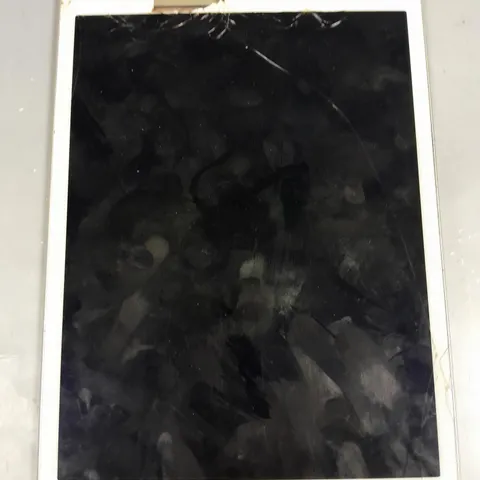 APPLE IPAD MINI 4