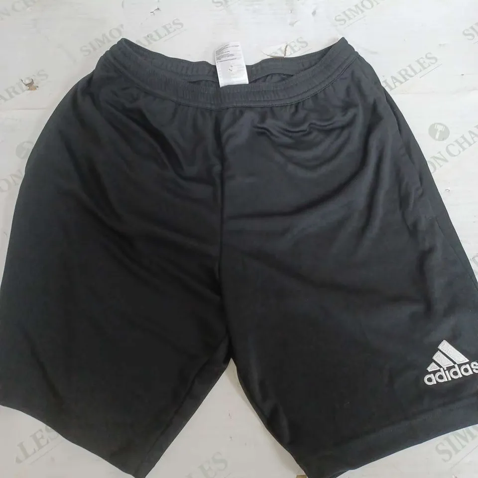 ADIDAS TRAINING SHORTS IN BLACK - UK S 