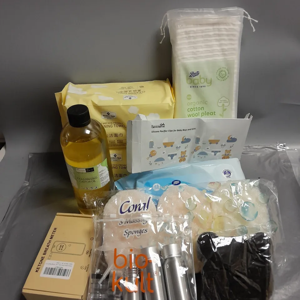 BOX OF APPROXIMATELY 10 COSMETIC ITEMS TO INCLUDE - FRESH SKIN COLD PRESSED CASTOR OIL - MEMBER'S MARK SOFT CLEANING TOWELS - KETONE BREATH METER - ETC