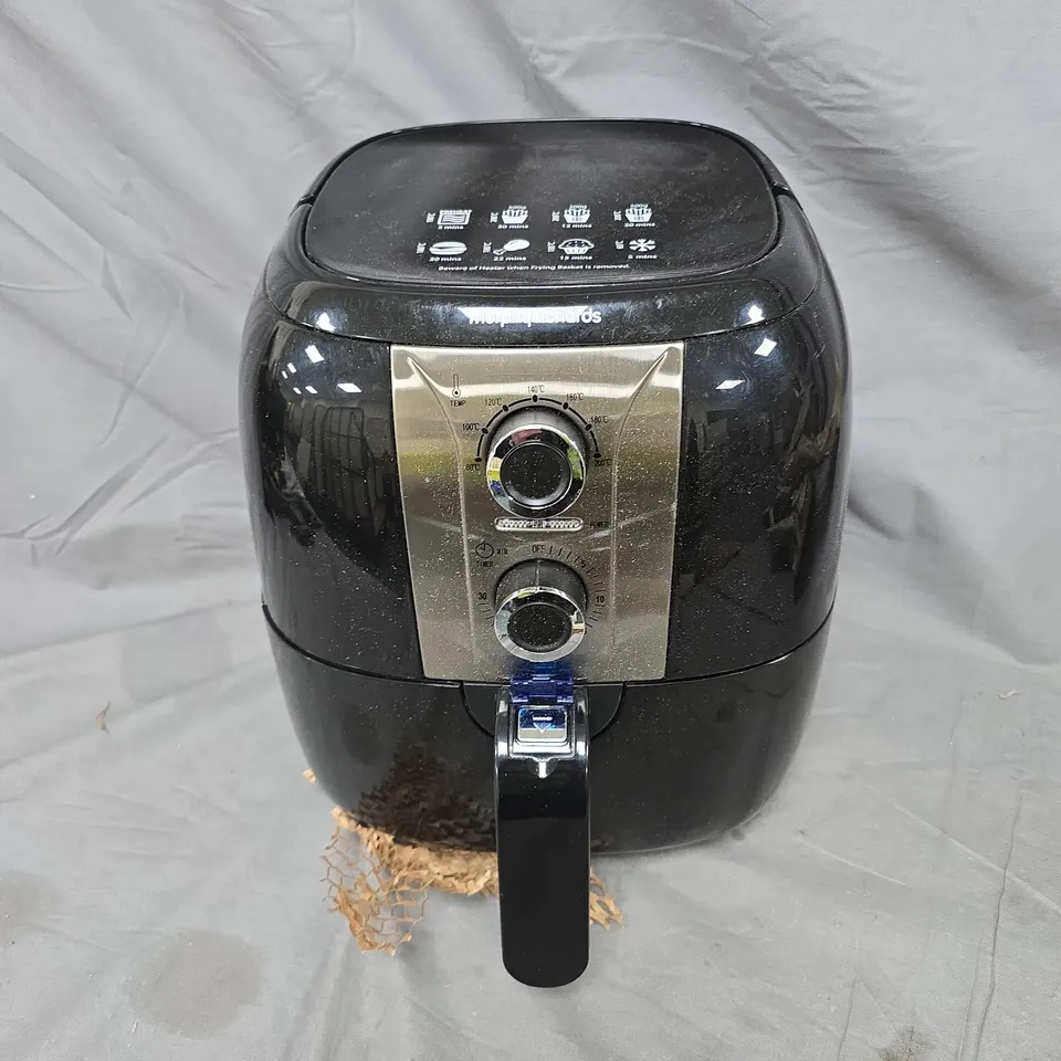 MORPHY RICHARDS AIR FRYER IN BLACK 