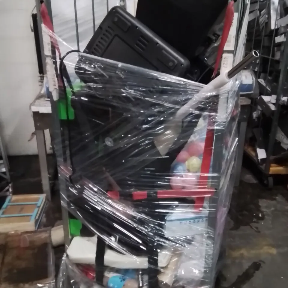 CAGE OF ASSORTED HOUSEHOLD GOODS AND PRODUCTS TO INCLUDE;AIR FRYERS,PET BLANKET,FITNESS STEPPER
