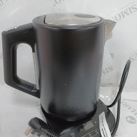 BOXED NINJA PERFECT TEMPERATURE KETTLE KT200UK