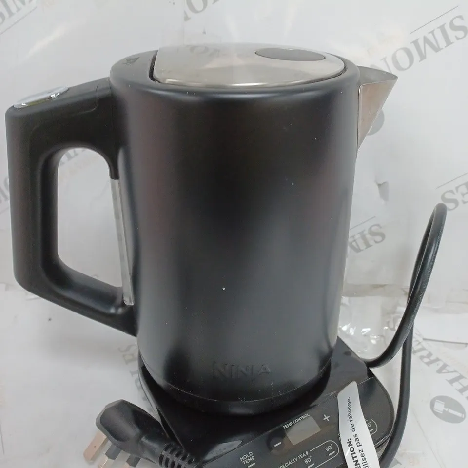 BOXED NINJA PERFECT TEMPERATURE KETTLE KT200UK