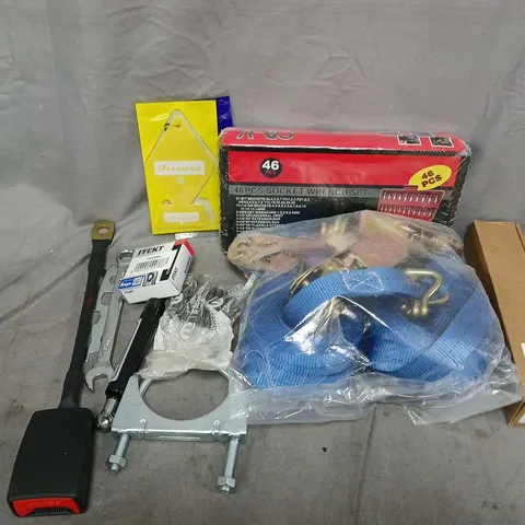 APPROXIMATELY8 ASSORTED VEHICLE PARTS & ACCESORIES TO INCLUDE SOCKET WRENCHH SET, RATCHET STRAPS, JTEKT BEARINGS, ETC