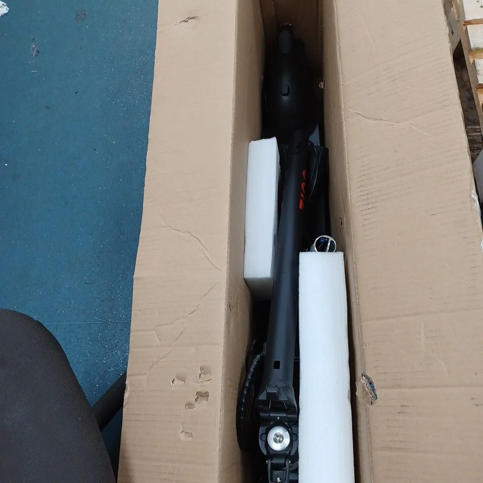 ZINC ECO MAX 3.0 ELECTRIC SCOOTER - COLLECTION ONLY RRP £499.99