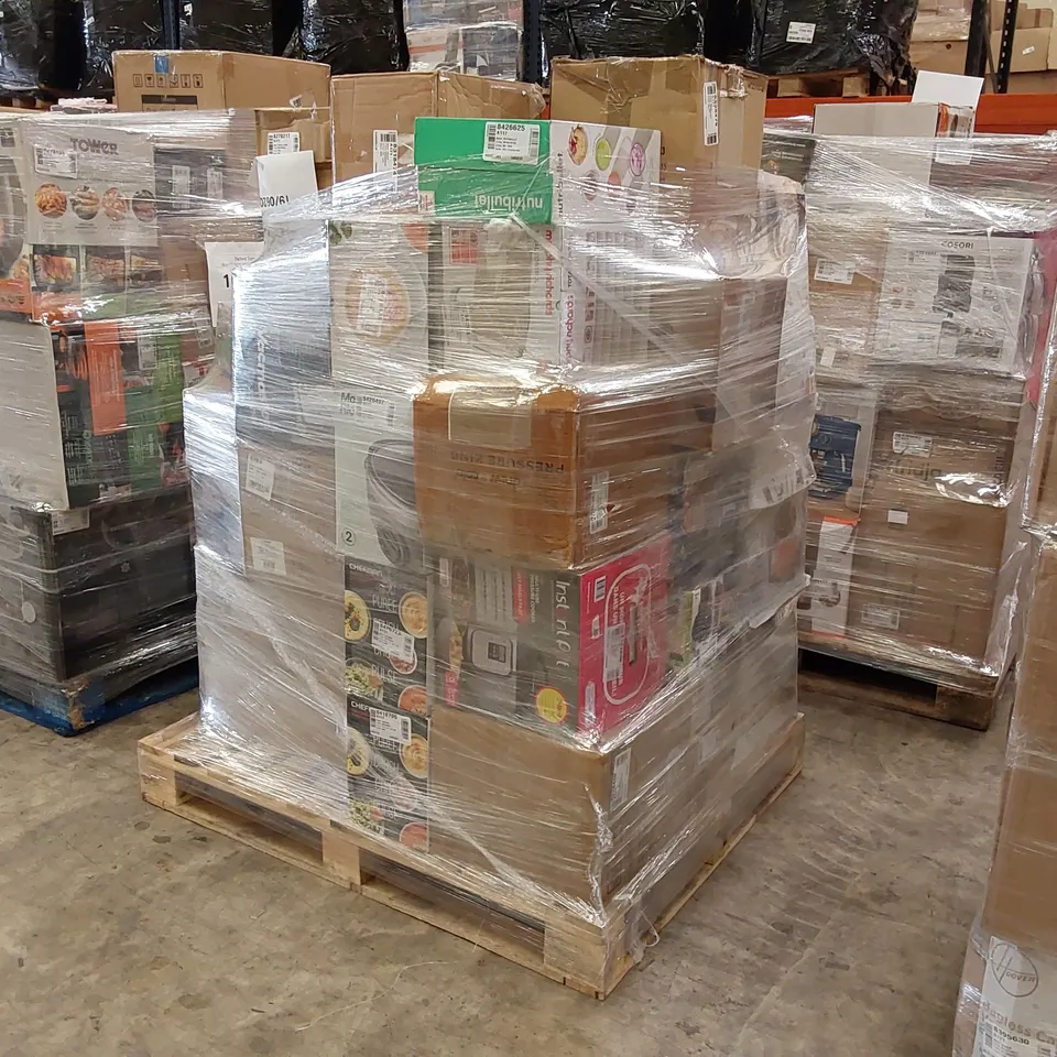 PALLET OF APPROXIMATELY 65 UNPROCESSED RAW RETURN HOUSEHOLD AND ELECTRICAL GOODS TO INCLUDE;