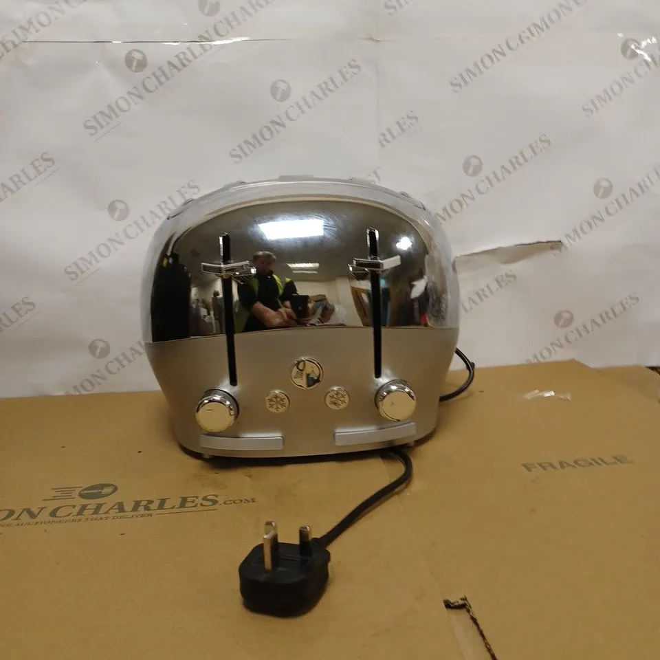 THE FUNKY APPLIANCE COMPANY 4 SLICE CHROME TOASTER 