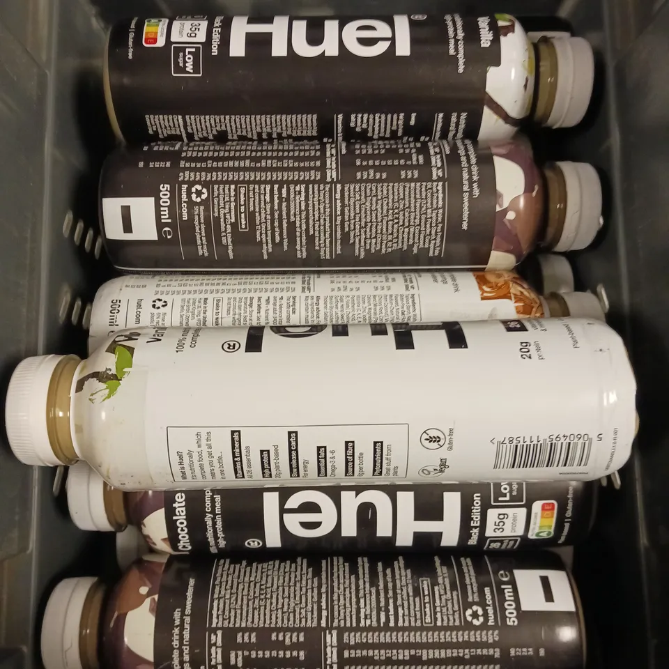 APPROXIMATELY 10 HUEL COMPLETE MEAL DRINKS IN VARIOUS FLAVOURS - COLLECTION ONLY 