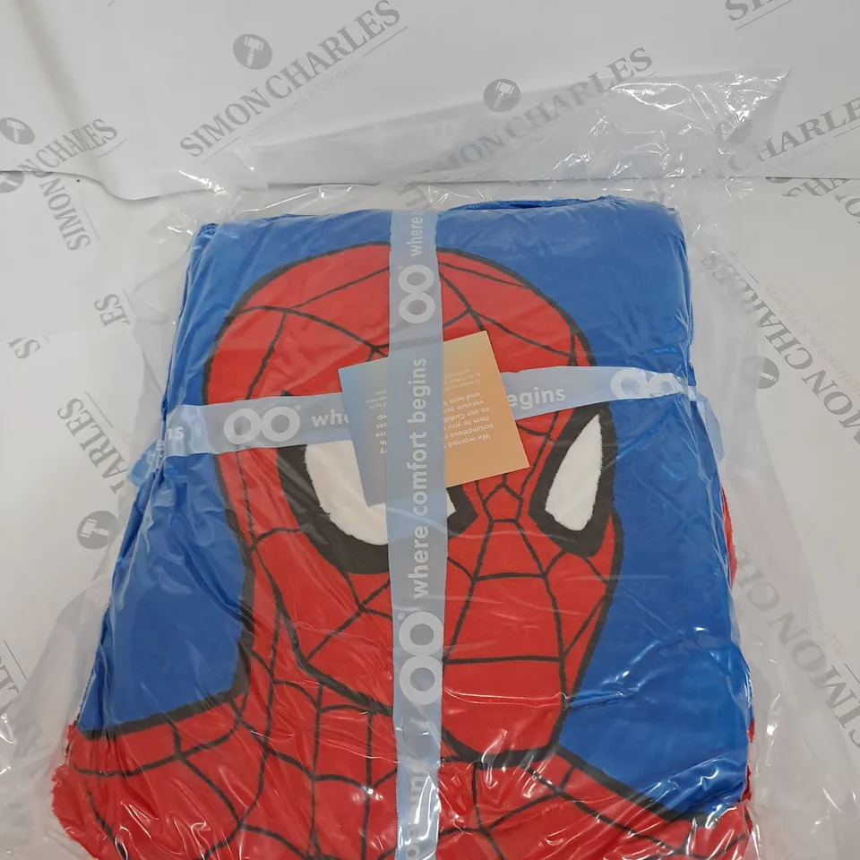 OODIE OVERSIZED HOODED BLANKET - SPIDERMAN