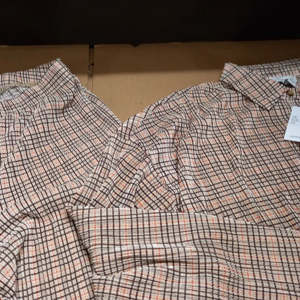 TOP SHOP BROWN CHECK TROUSERS AND SHIRT - XS