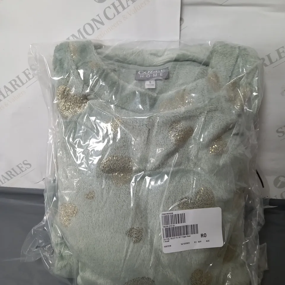 COZEE HOME FOIL PRINTED VELVETSOFT PJ SET IN GREEN - SMALL 
