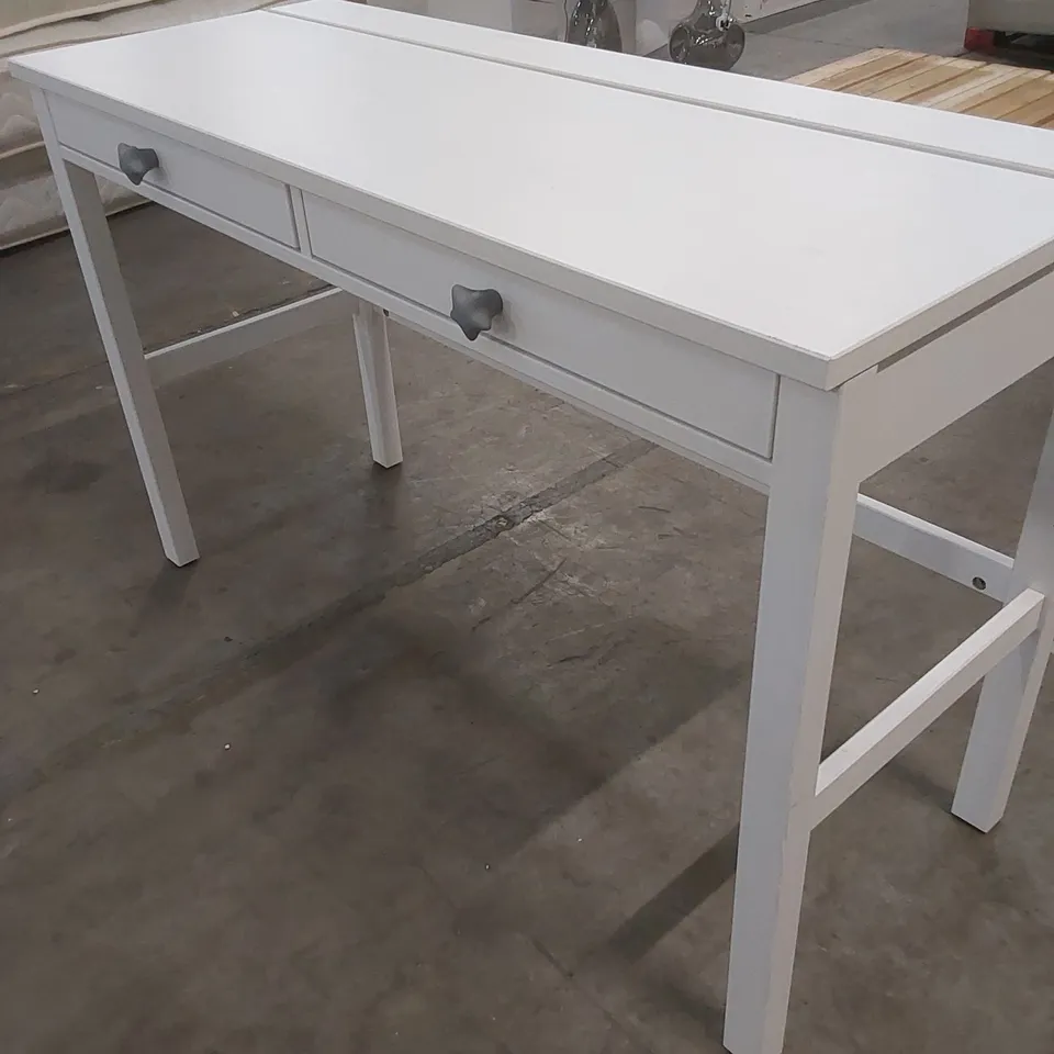 IKEA COMPUTER DESK - WHITE