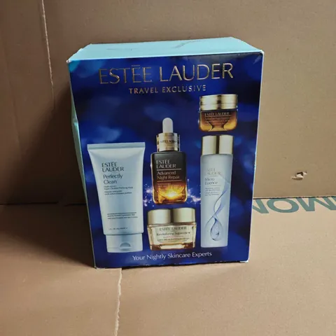 SEALED ESTÉE LAUDER TRAVEL EXCLUSIVE SKINCARE GIFT SET