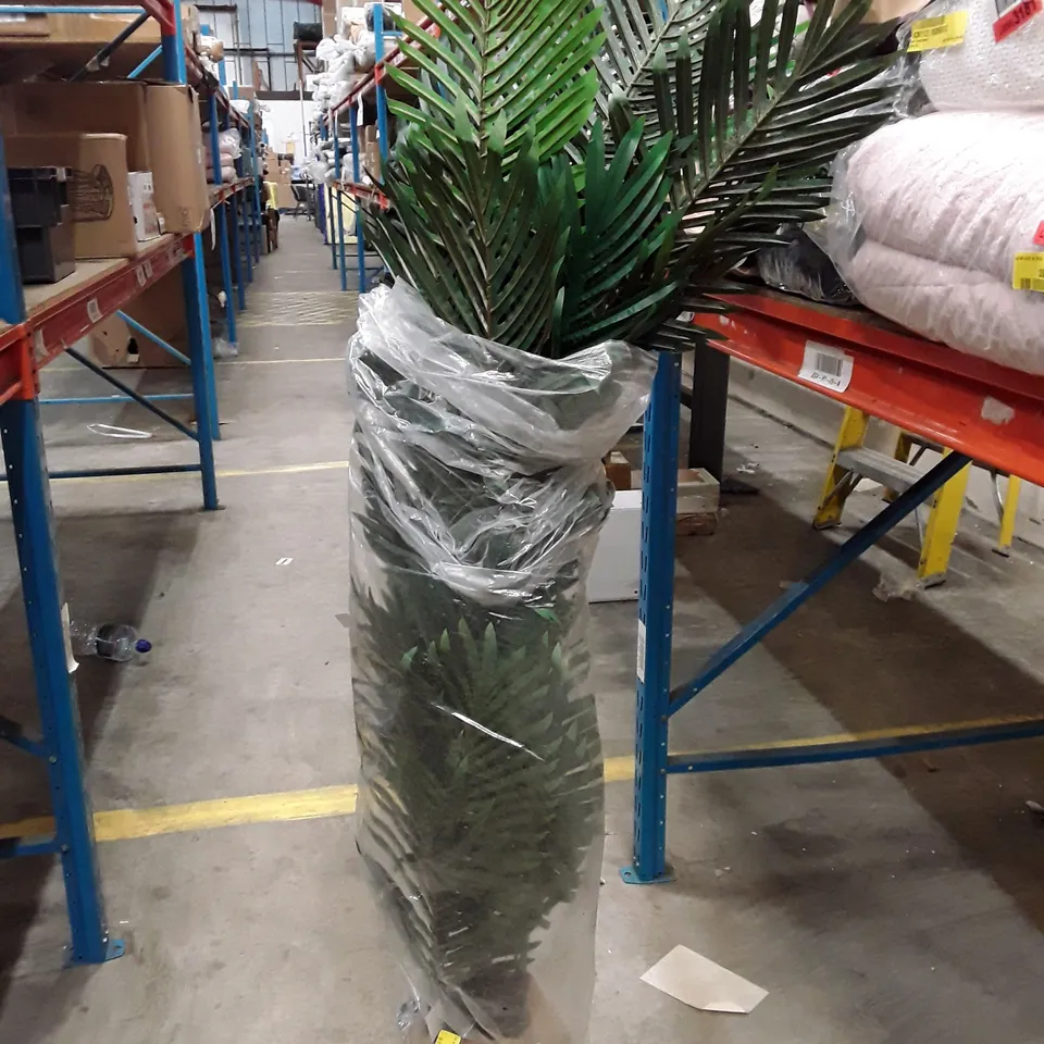 140CM FAUX PALM PLANT IN POT