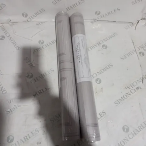 BOX OF ASSORTED HOUSEHOLD ITEMS TO INCLUDE WALLPAPER, GLASSES, CURTAINS ETC