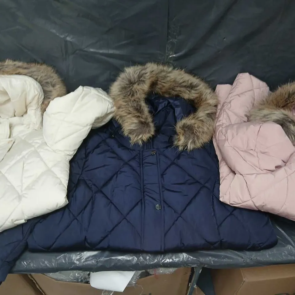 6X CENTIGRADE DIAMOND QUILTED PADDED COAT IN WHITE/NAVY/PINK IN VARIOUS SIZES 
