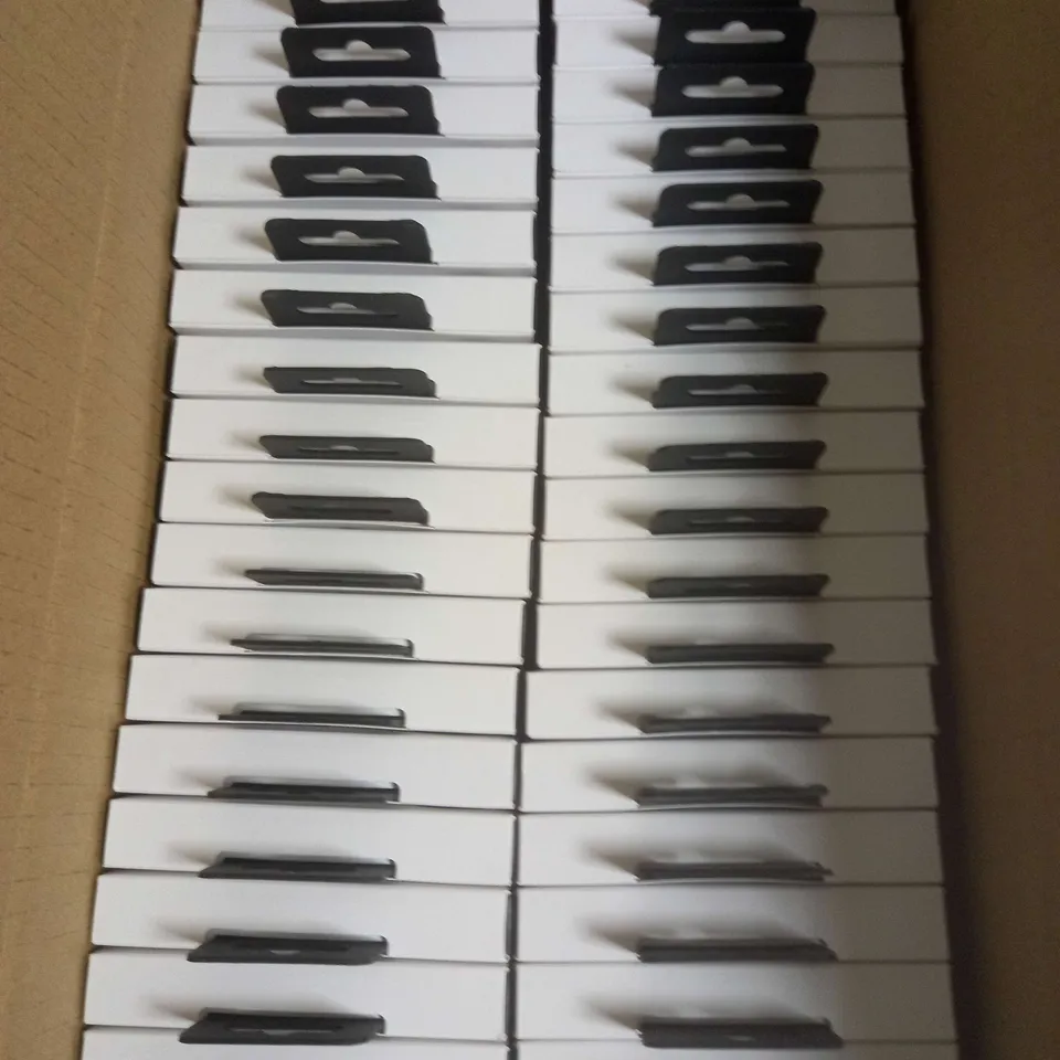 BOX OF APPROXIMATELY 38 CASEMATE TOUGH PLUS PHONE CASES FOR SAMSUNG GALAXY S22 ULTRA IN BLACK