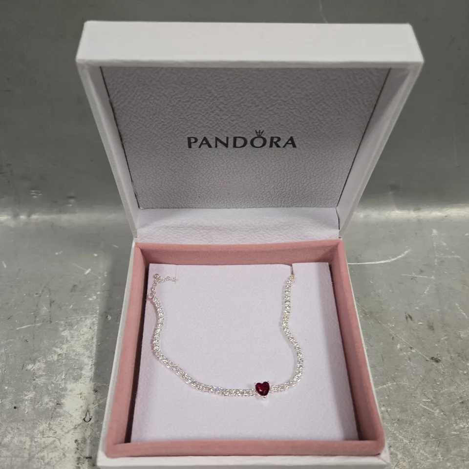 PANDORA HEART PENDANT BRACELET 