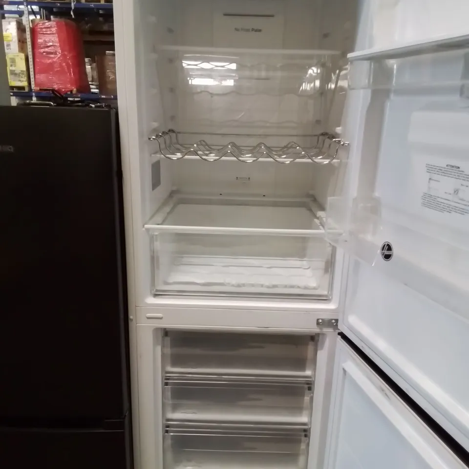 HOOVER FREESTANDING FRIDGE FREEZER - UNPROCESSED RAW RETURN