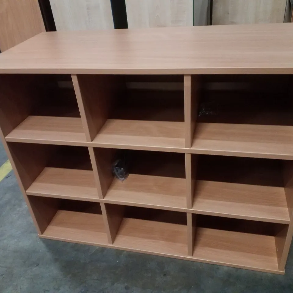 9 EXTRA DEEP BEECH MFC TRAY STORAGE UNIT WITH CASTORS 1030×453×792MM