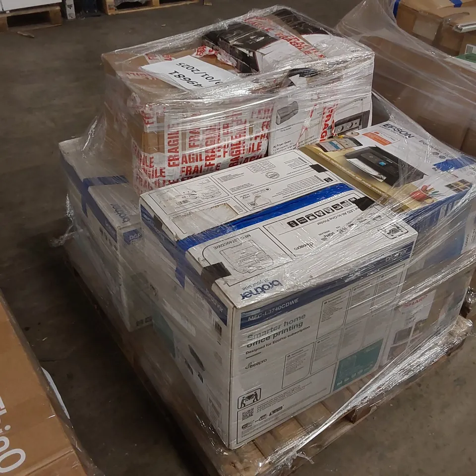 PALLET OF APPROXIMATELY 9 UNPROCESSED RAW RETURN ELECTRICAL GOODS TO INCLUDE;