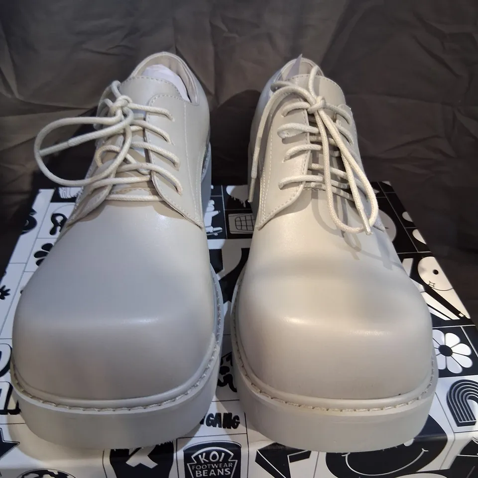 BRAND NEW BOXED KOI 400% OVERSIZED DERBY SHOES GREY SIZE 6